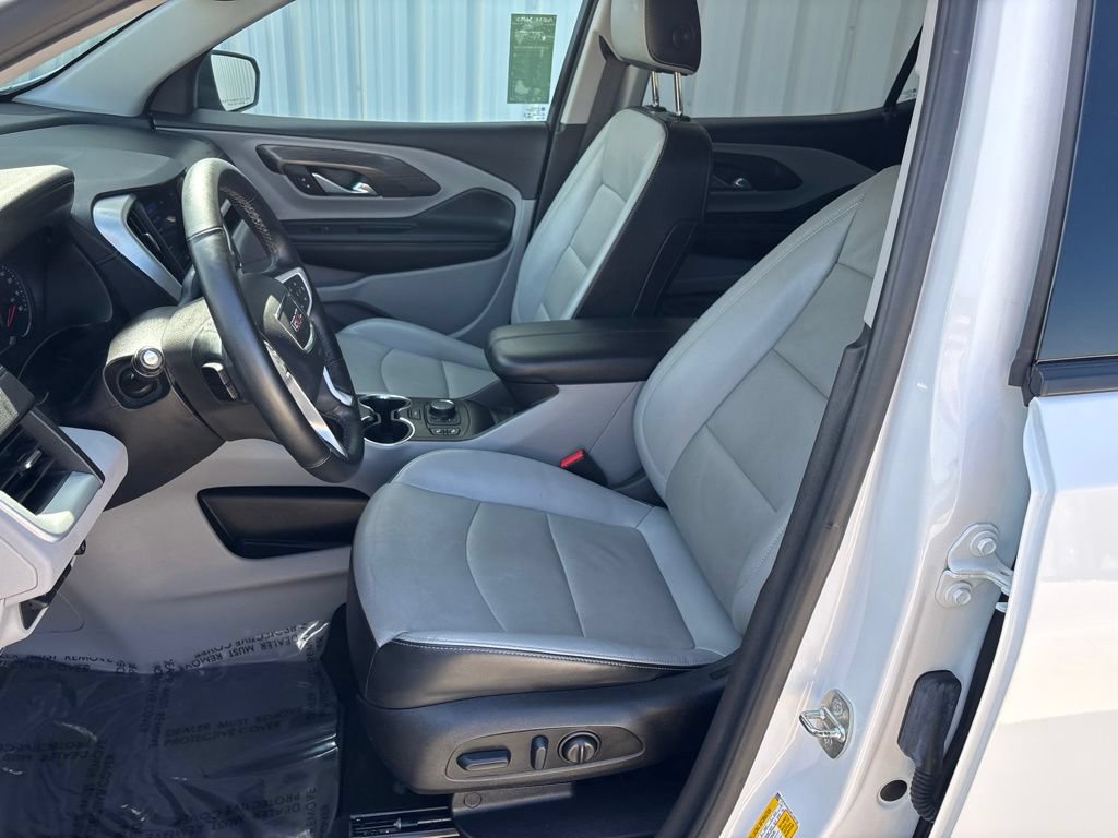 Used 2023 GMC Terrain SLT w/ Tech Package AWD/4WD image 13