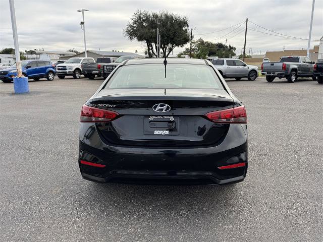 Used 2021 Hyundai Accent SE image 4