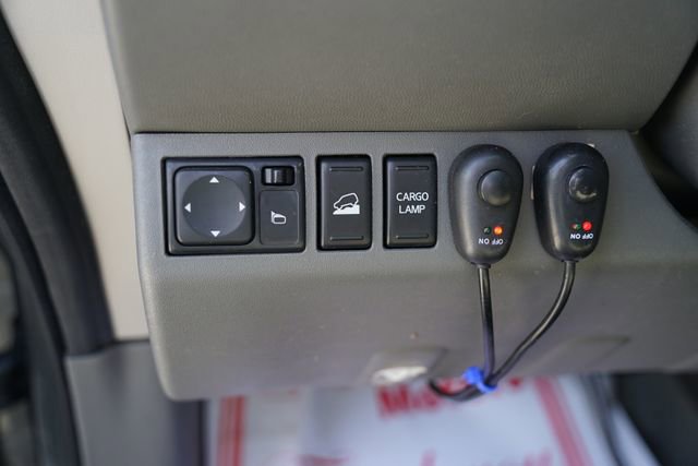 Used 2021 Nissan Frontier SV w/ Midnight Edition Floor Mats image 11