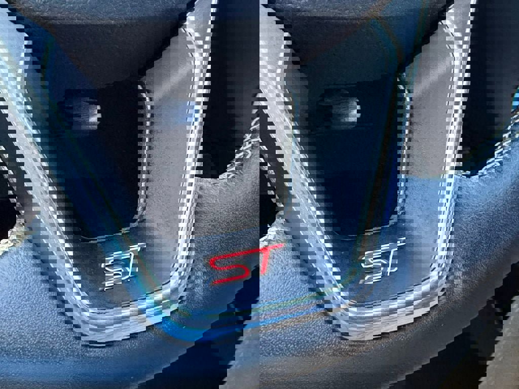 Certified 2022 Ford Edge ST image 43