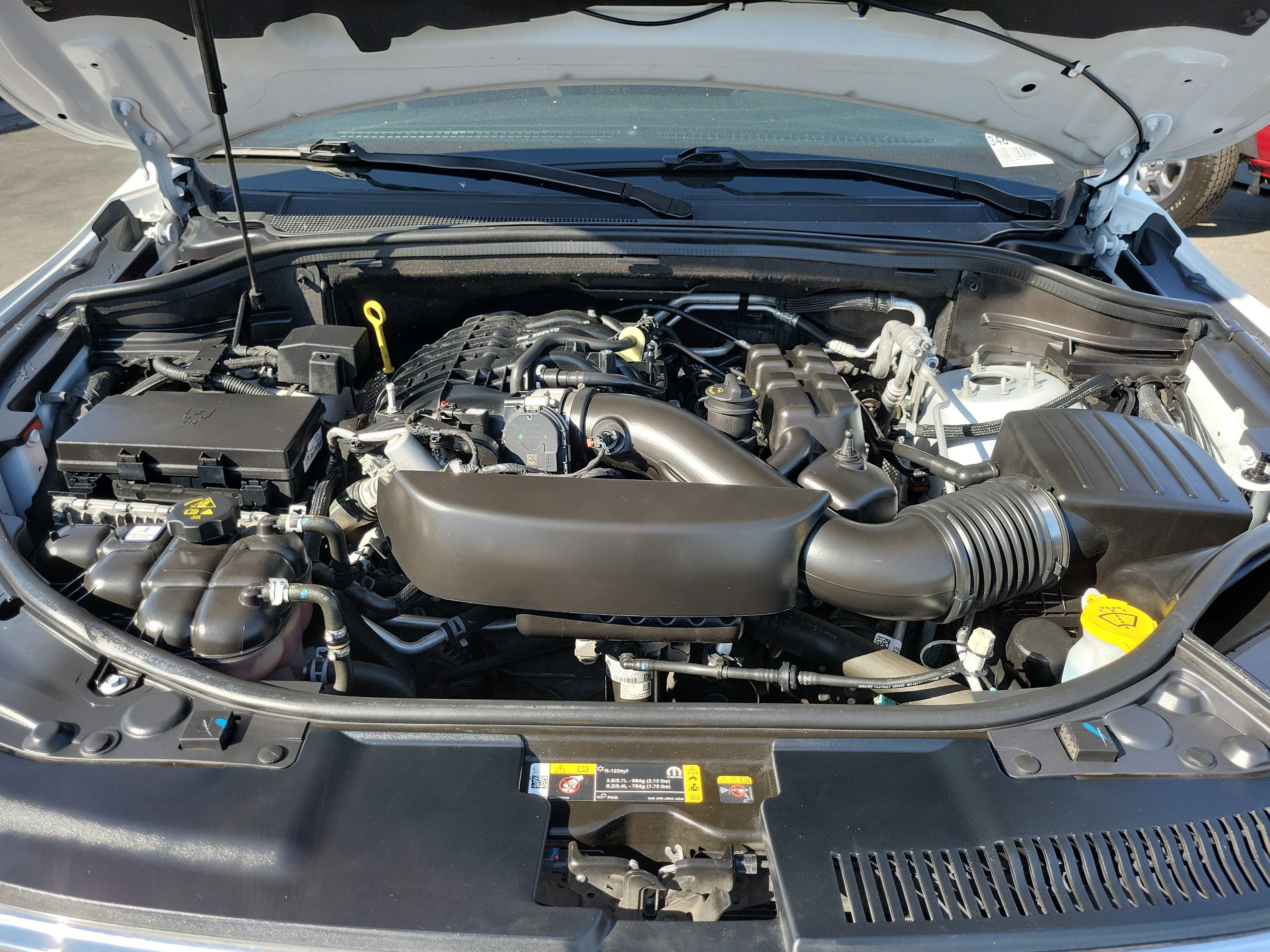 Used 2023 Dodge Durango SXT RWD image 16