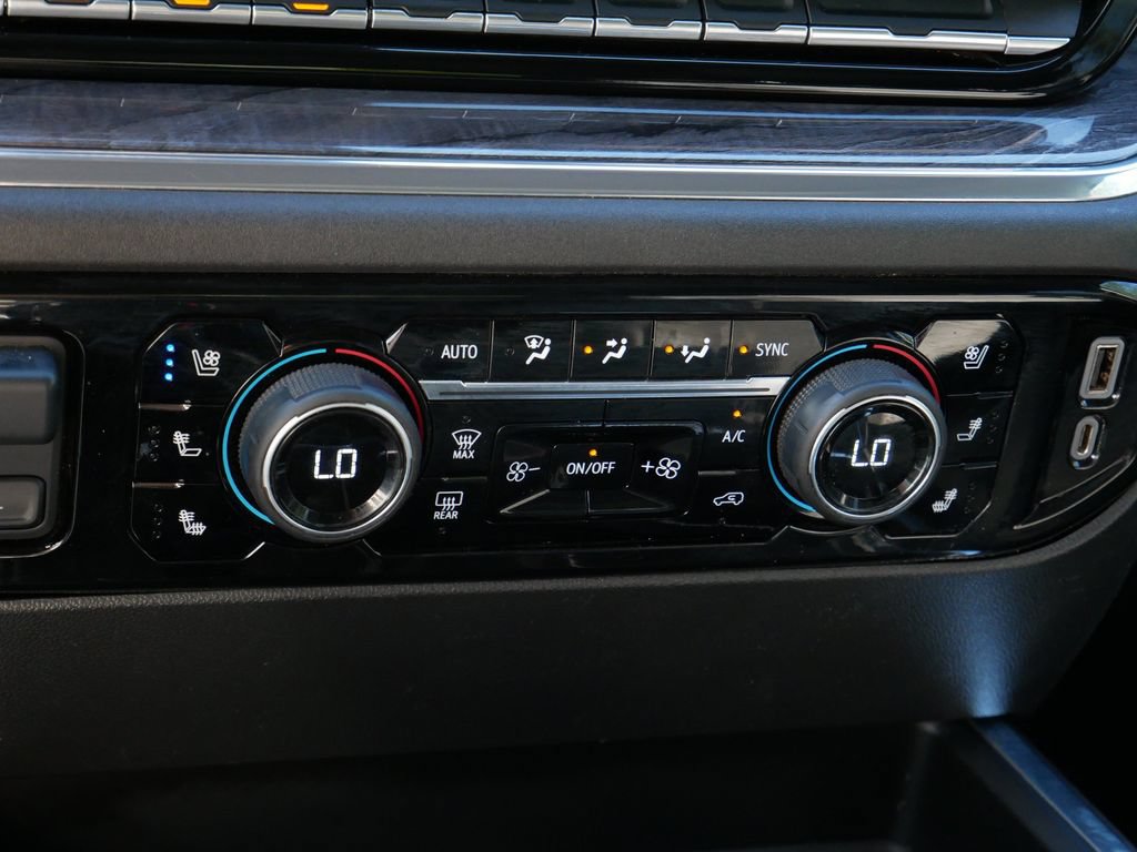 Used 2023 Chevrolet Silverado 1500 LTZ AWD/4WD image 20