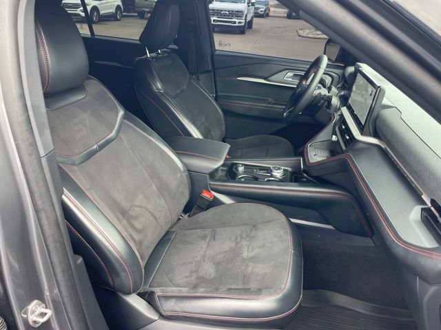 Certified 2025 Ford Explorer ST RWD image 21