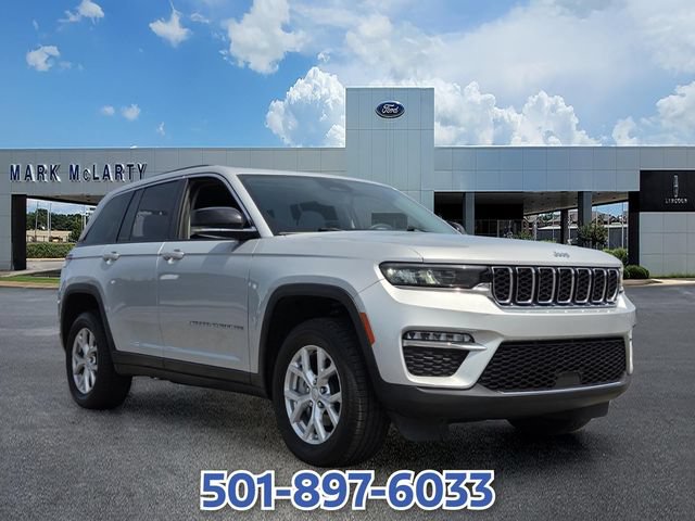 Used 2023 Jeep Grand Cherokee Limited RWD image 7