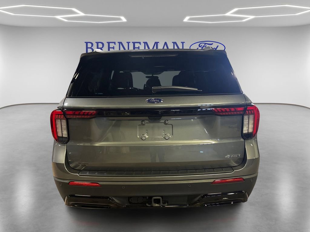 Certified 2025 Ford Explorer ST-Line w/ ST-Line Street Pack image 4