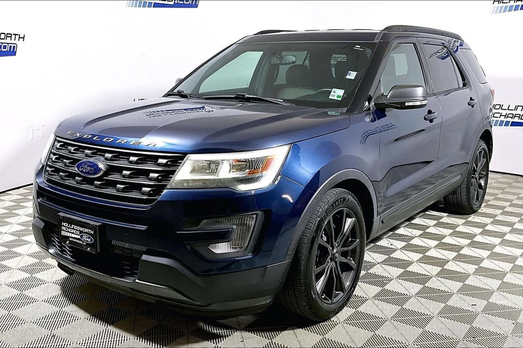 Certified 2017 Ford Explorer XLT w/ Equipment Group 202A