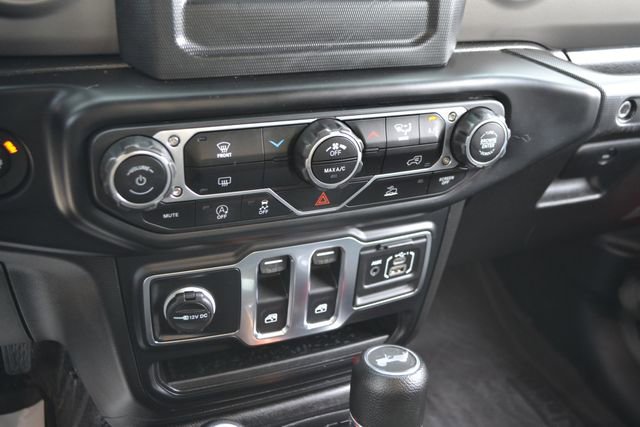 Used 2022 Jeep Wrangler Sport AWD/4WD image 21