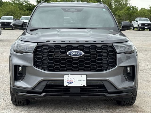 Certified 2025 Ford Explorer ST-Line image 8