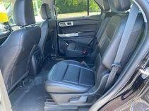 Certified 2024 Ford Explorer XLT w/ Equipment Group 202A AWD/4WD image 7