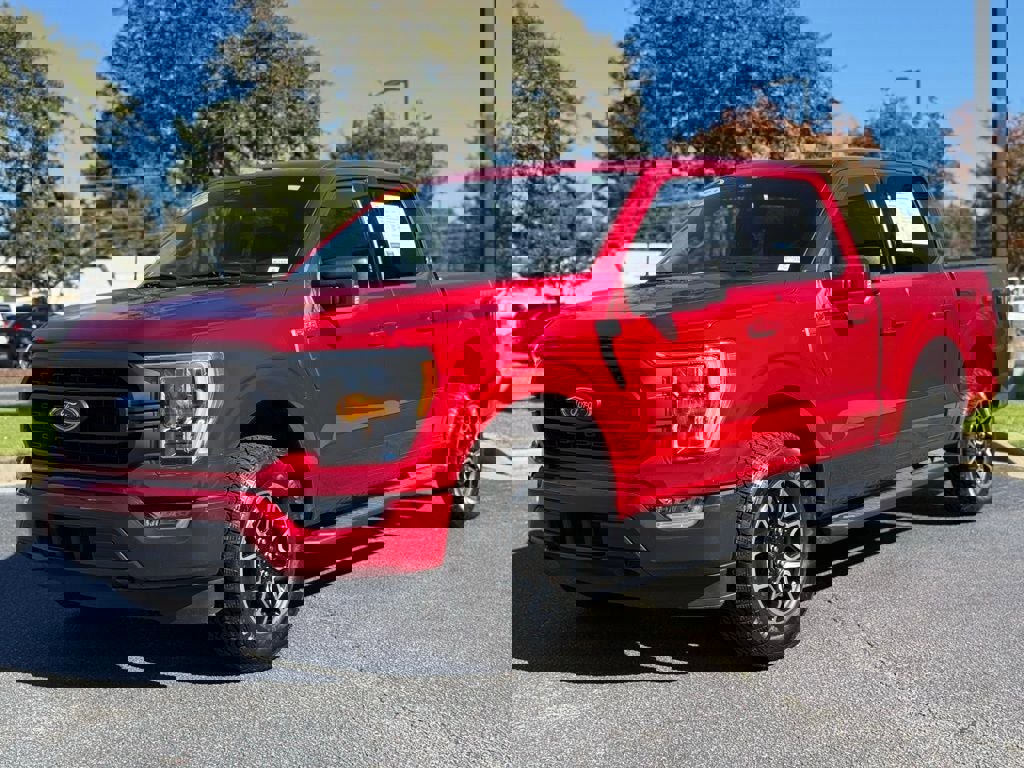 Certified 2022 Ford F150 XLT w/ Equipment Group 302A High image 7