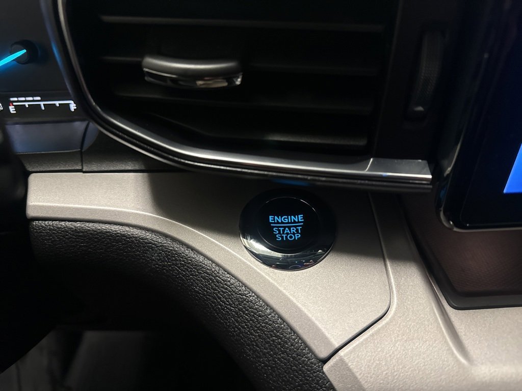 Certified 2023 Ford Explorer XLT w/ Equipment Group 202A image 33