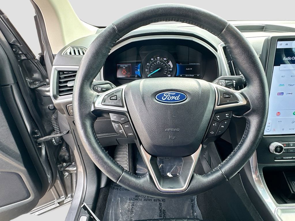 Certified 2024 Ford Edge Titanium AWD/4WD image 10