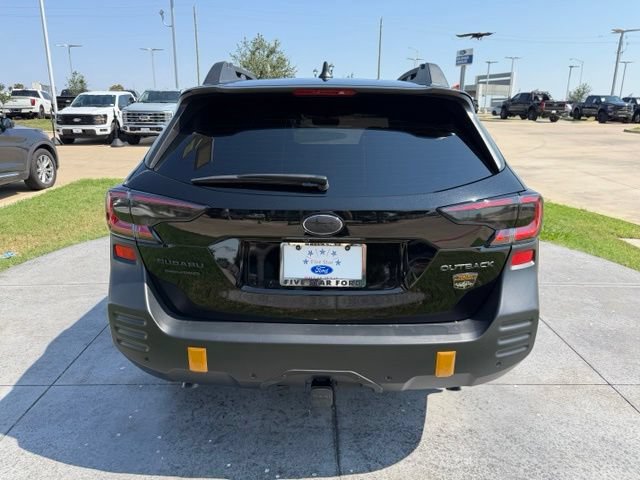 Used 2025 Subaru Outback Wilderness AWD/4WD image 5