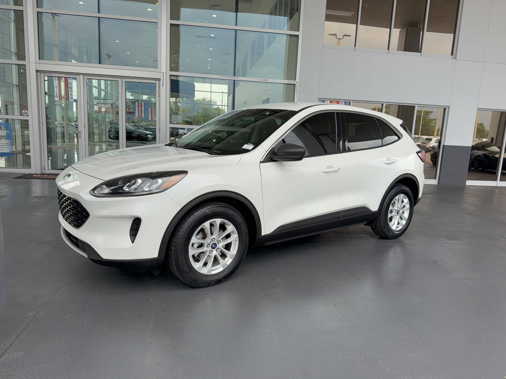 Certified 2022 Ford Escape SE FWD image 2