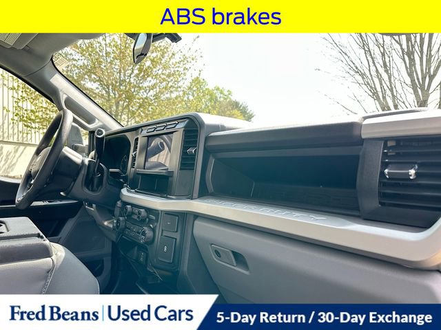 Certified 2024 Ford F550 4x4 Regular Cab Super Duty image 27