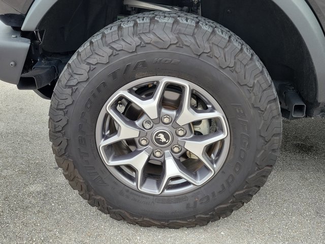 Certified 2024 Ford Bronco Badlands image 9