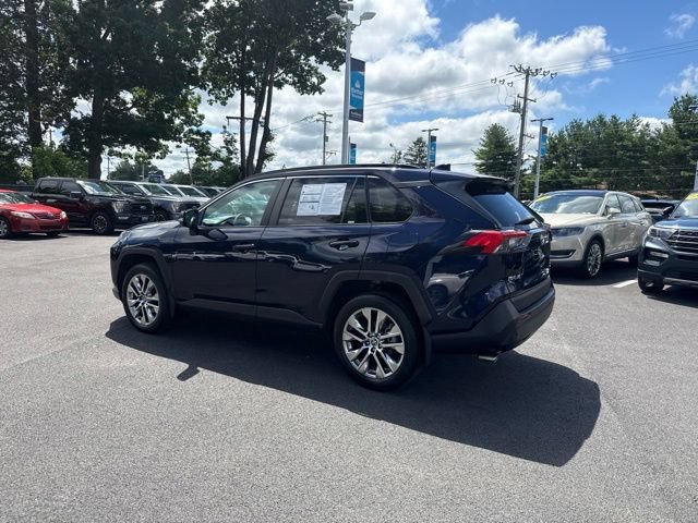 Used 2021 Toyota RAV4 XLE Premium AWD/4WD image 7