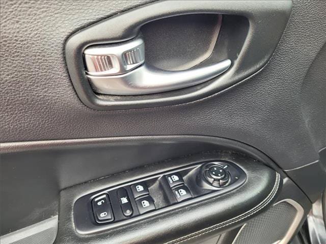 Used 2019 Jeep Compass High Altitude AWD/4WD image 11
