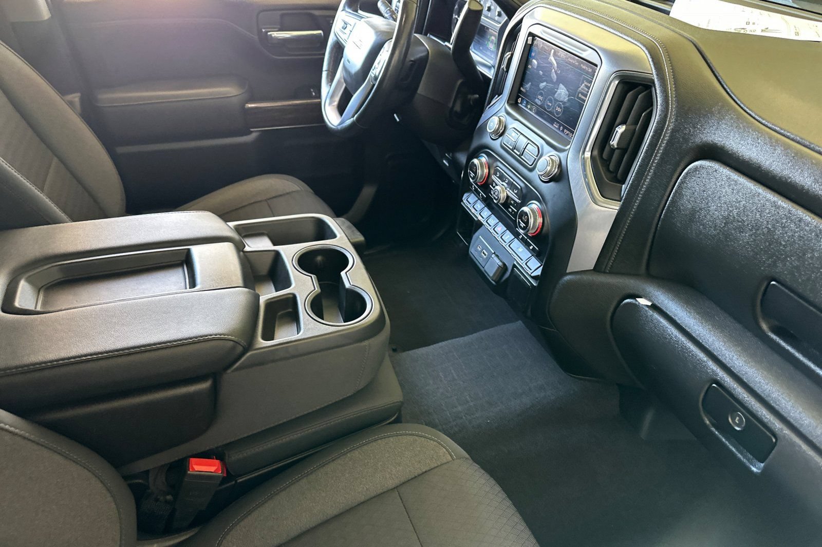Used 2020 GMC Sierra 1500 Elevation w/ Elevation Value Package AWD/4WD image 15
