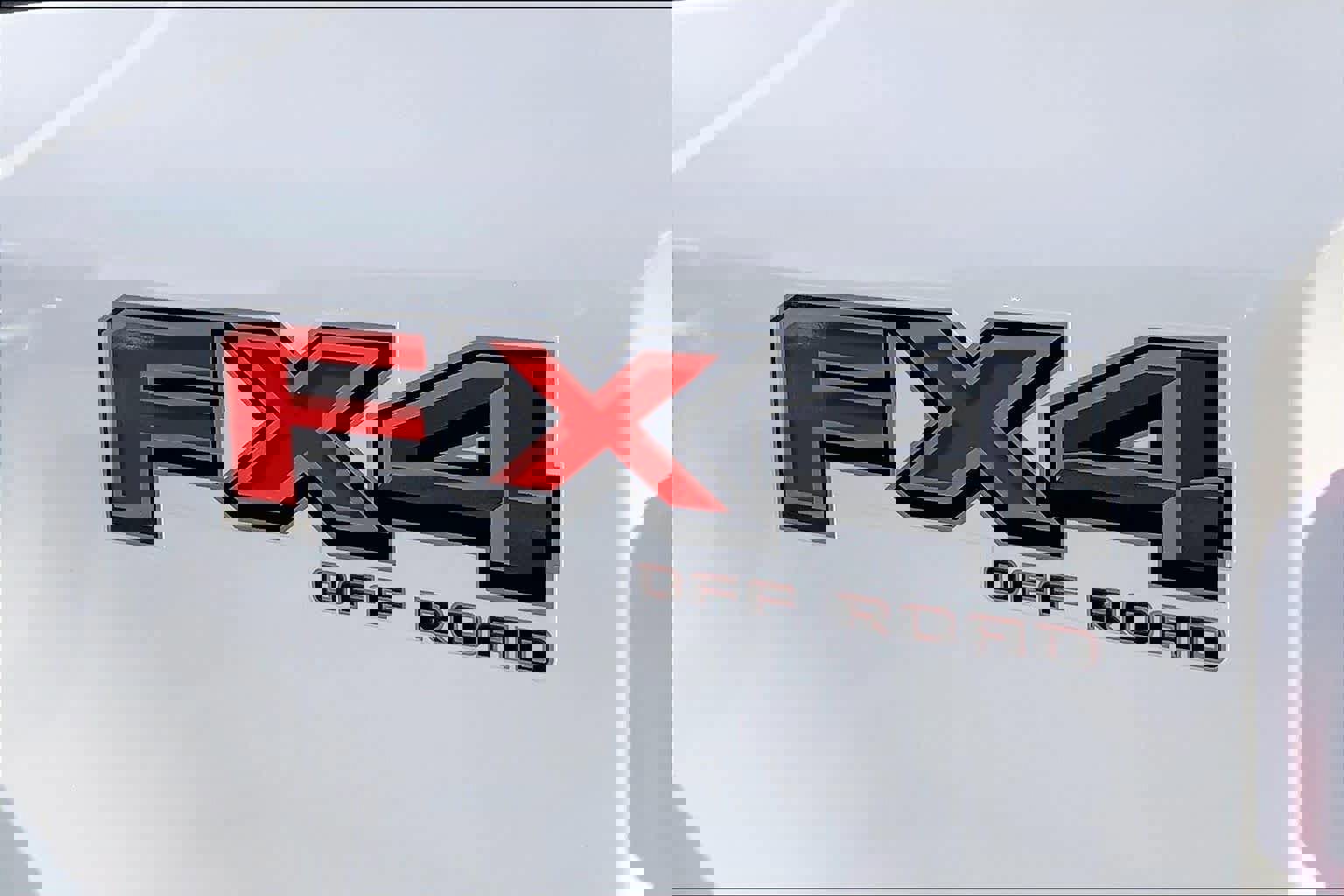 Certified 2025 Ford F250 Lariat w/ Chrome Package image 11