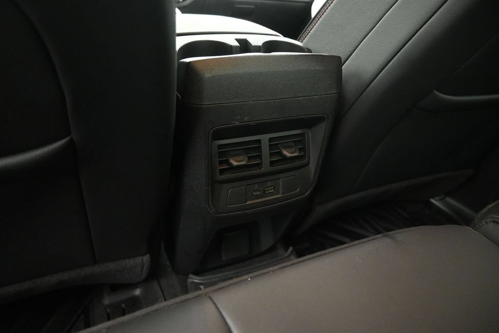 Used 2024 GMC Canyon AT4X w/ AT4X AEV Edition AWD/4WD image 18