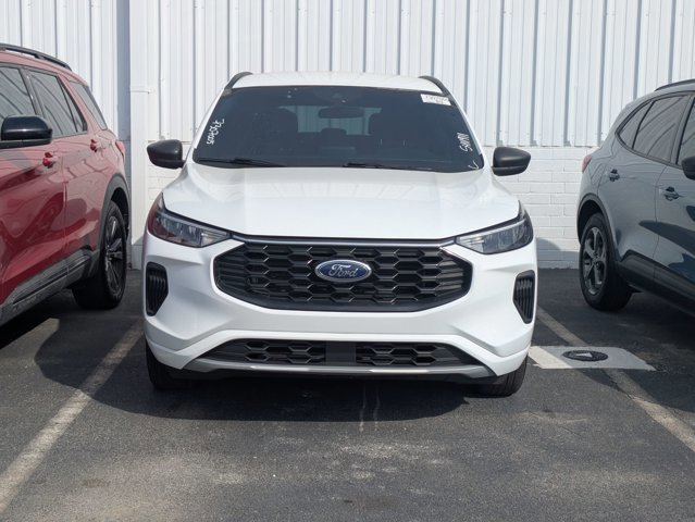 Certified 2023 Ford Escape ST-Line image 8