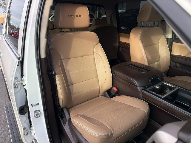 Used 2017 GMC Sierra 1500 Denali w/ Denali Ultimate Package AWD/4WD image 9