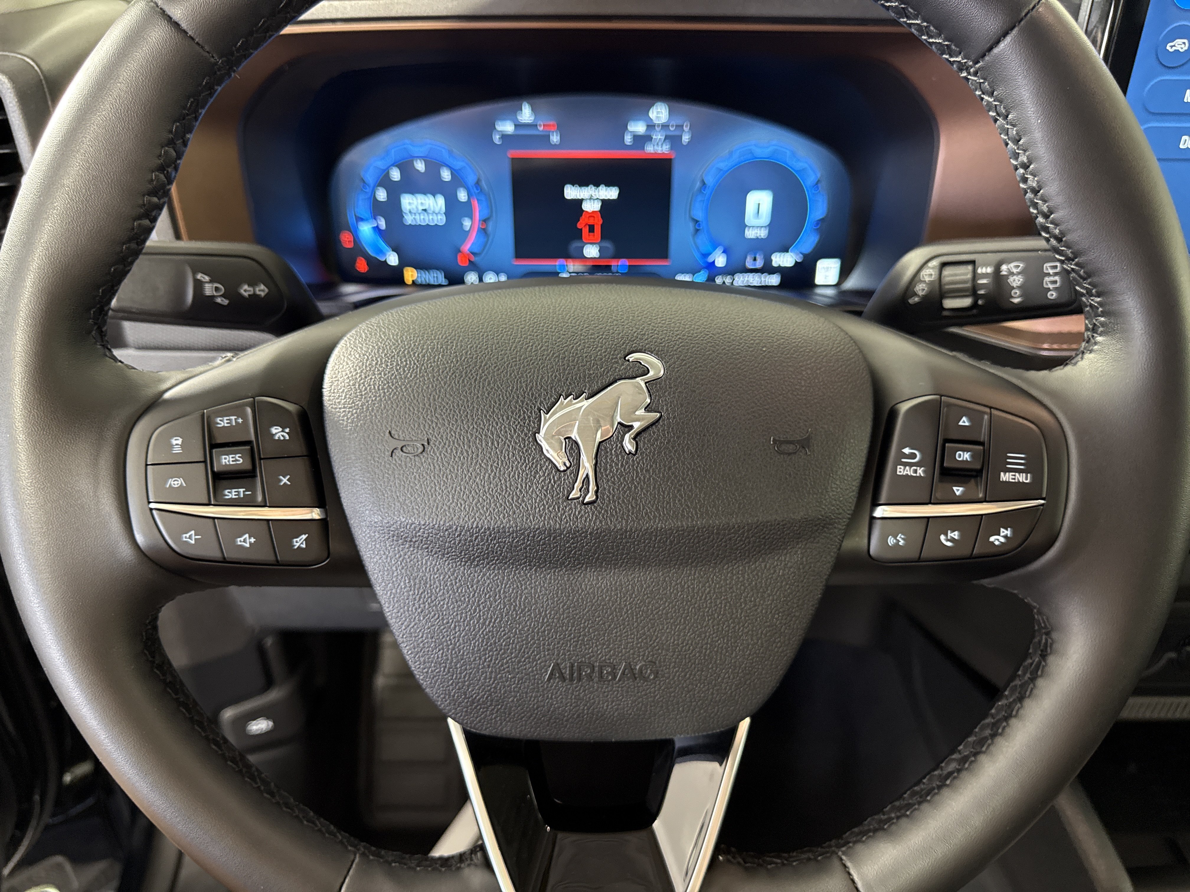 Certified 2025 Ford Bronco Sport Outer Banks w/ Outer Banks Tech Package+ AWD/4WD image 24