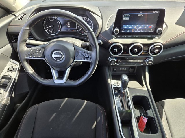 Used 2024 Nissan Sentra SR FWD image 11