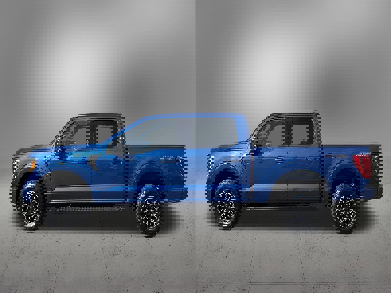 Certified 2022 Ford F150 XLT w/ Equipment Group 302A High image 2