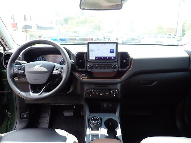 Certified 2024 Ford Bronco Sport Outer Banks w/ Tech Package image 15