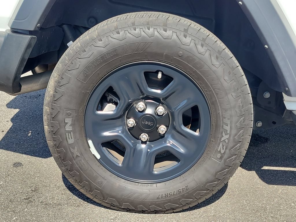 Used 2024 Jeep Wrangler Sport AWD/4WD image 5