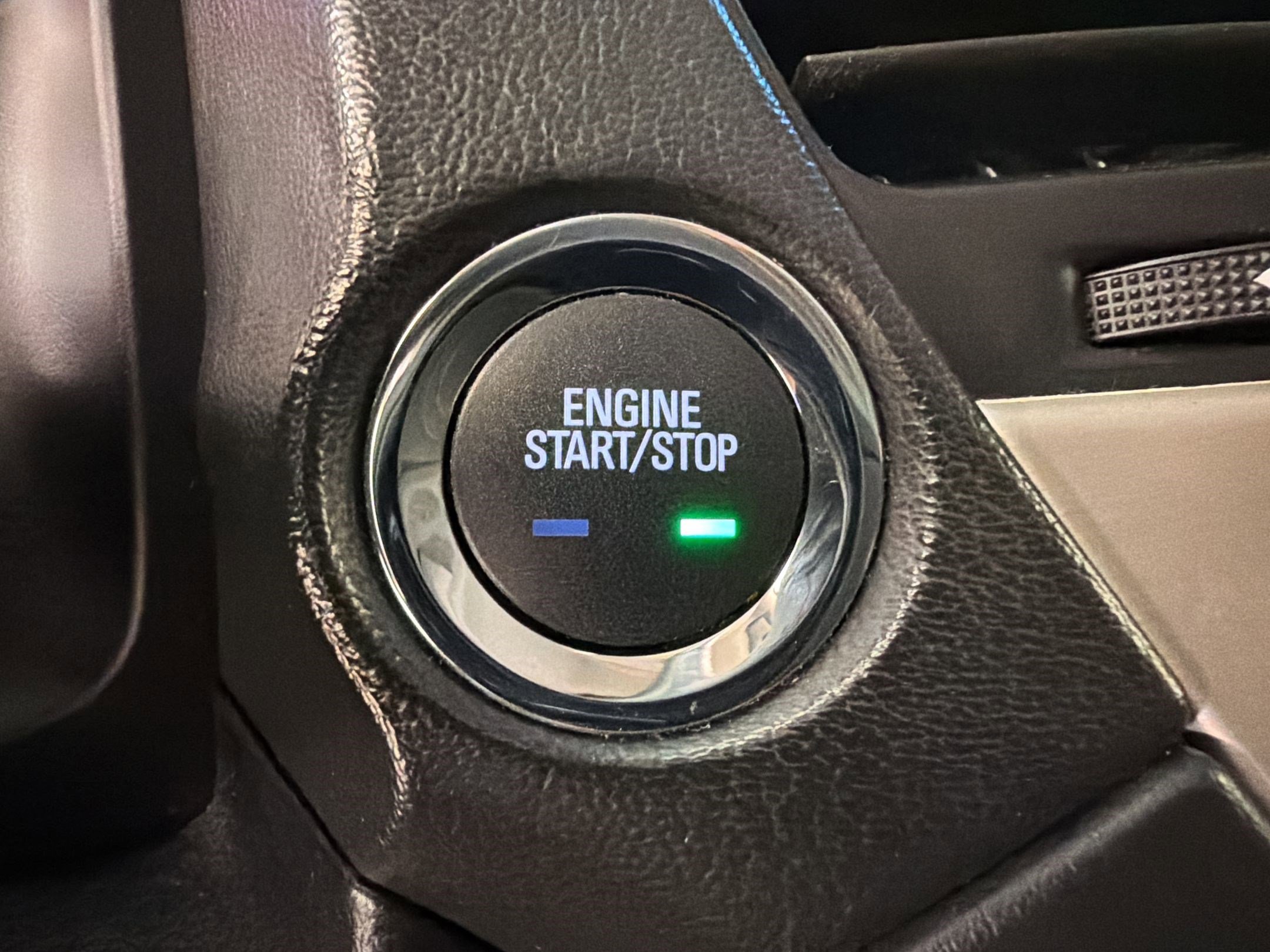 Used 2017 GMC Yukon Denali w/ Open Road Package RWD image 27