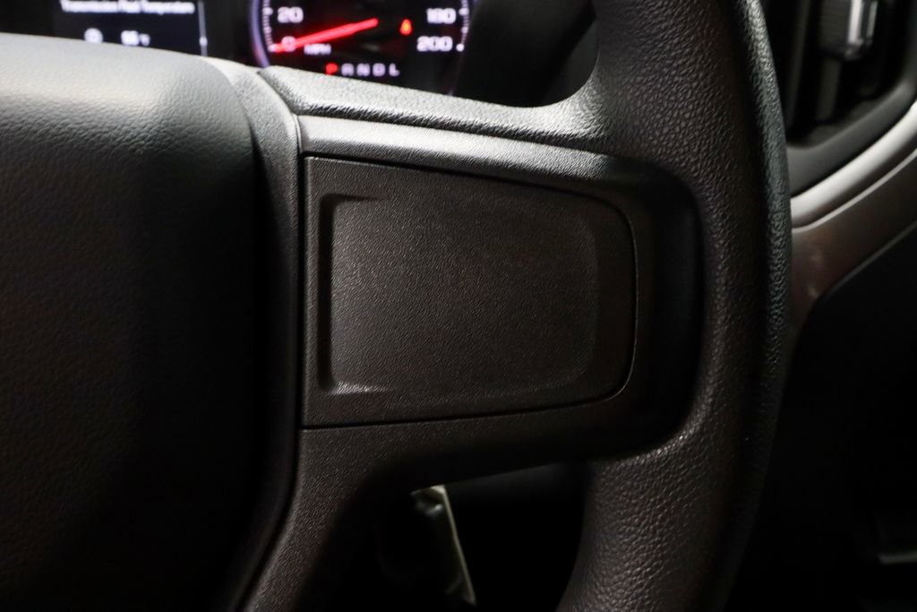 Used 2020 Chevrolet Silverado 1500 Custom w/ Custom Value Package image 28