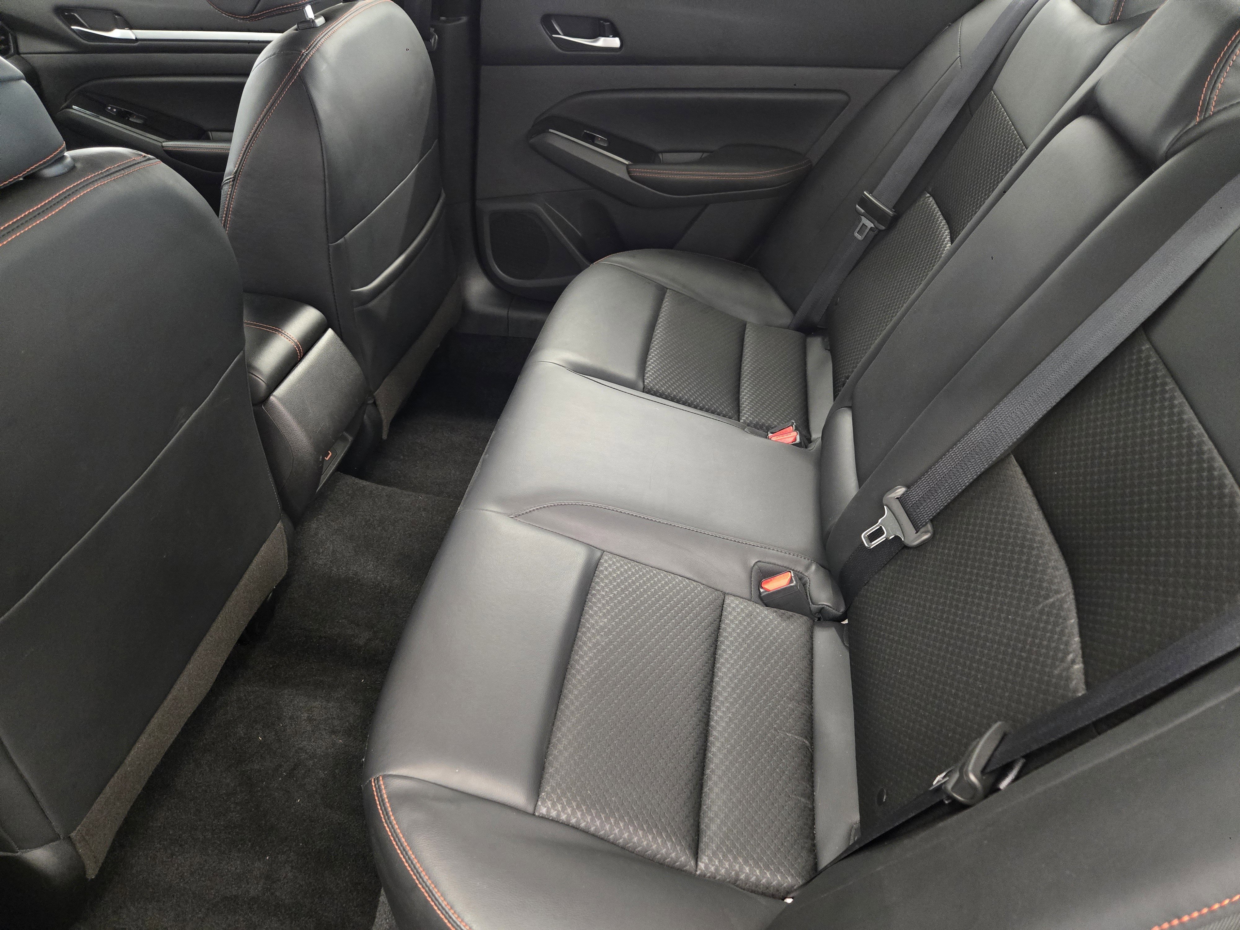 Used 2024 Nissan Altima 2.5 SR FWD image 30