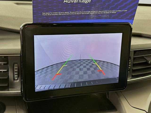 Certified 2022 Ford Explorer XLT w/ Equipment Group 202A image 19