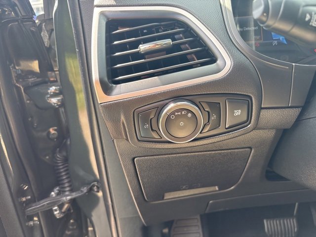 Certified 2024 Ford Edge SE image 23