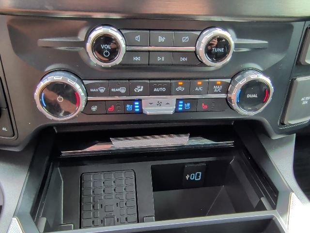 Certified 2023 Ford F250 Lariat w/ Lariat Ultimate Package AWD/4WD image 29