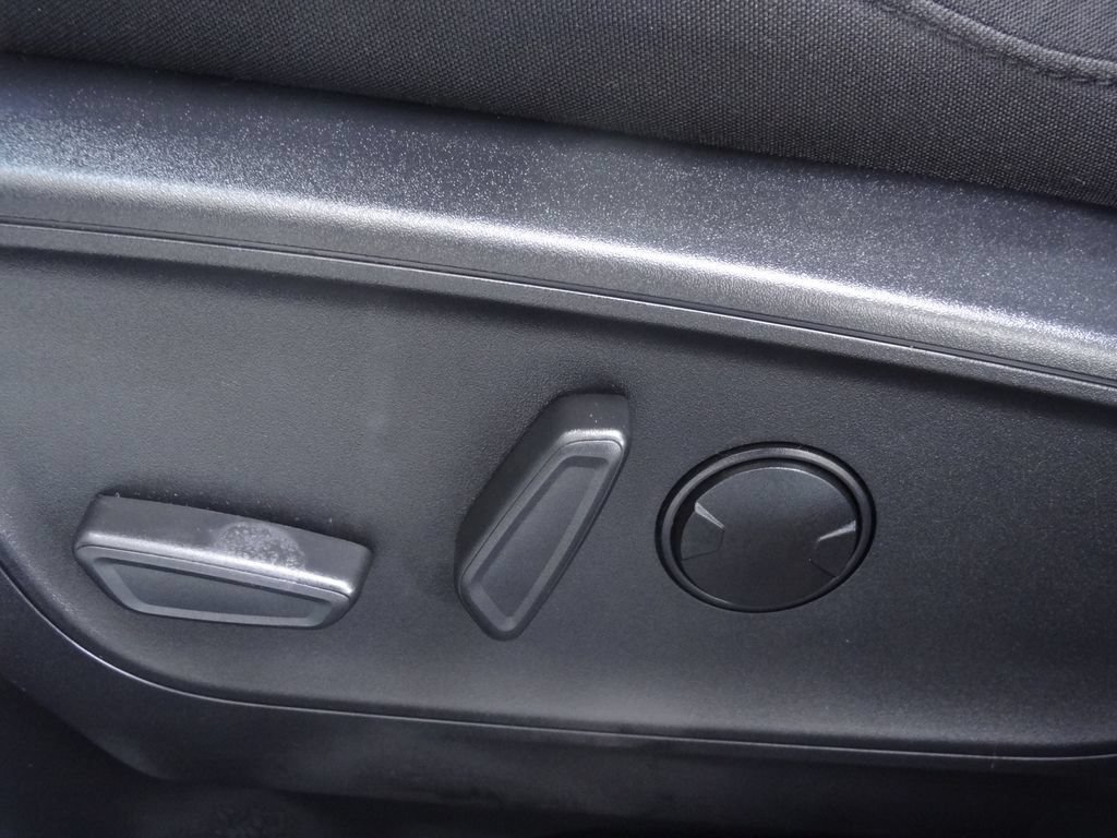 Certified 2023 Ford Escape Active w/ Tech Pack #1 AWD/4WD image 7