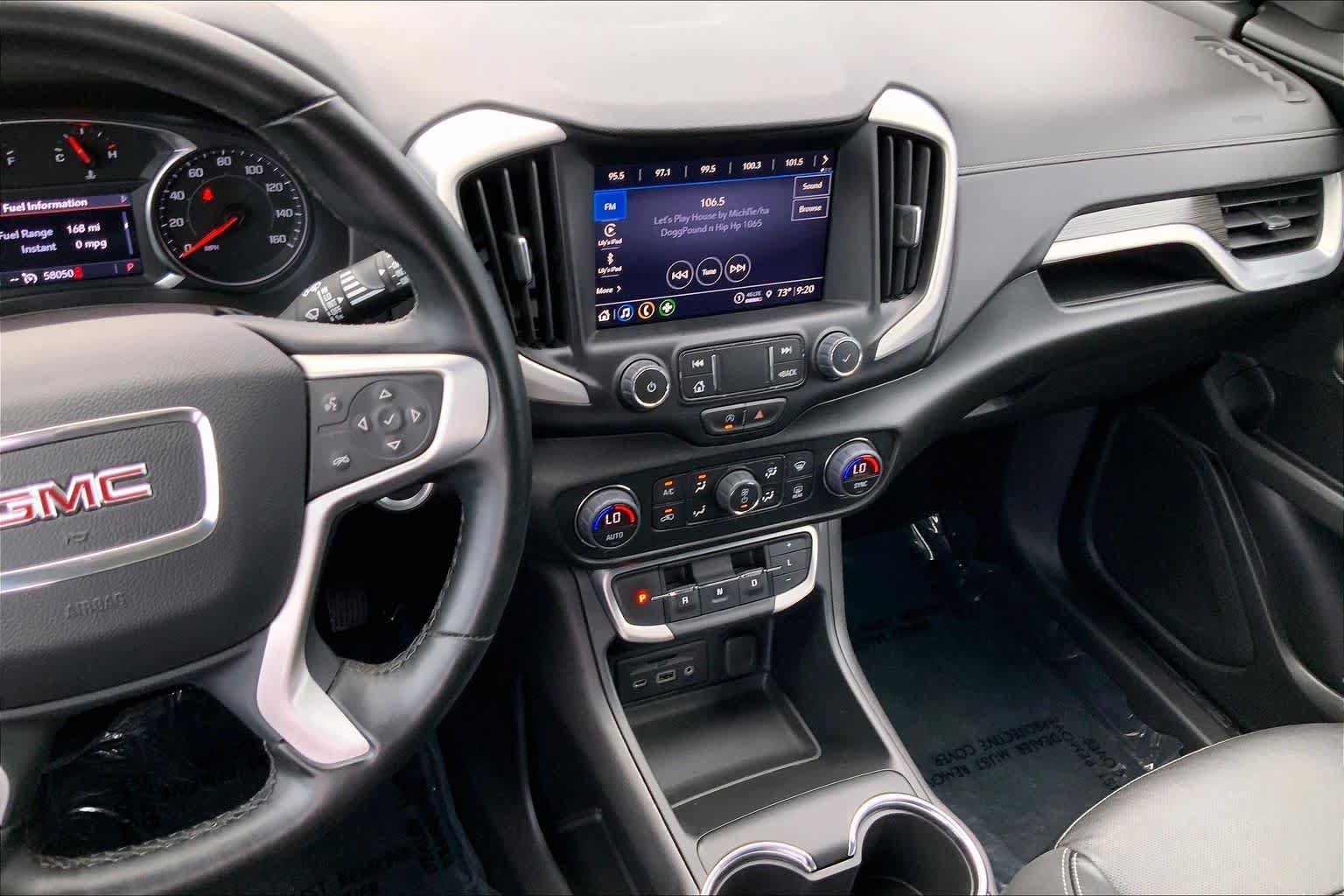 Used 2024 GMC Terrain SLT AWD/4WD image 7