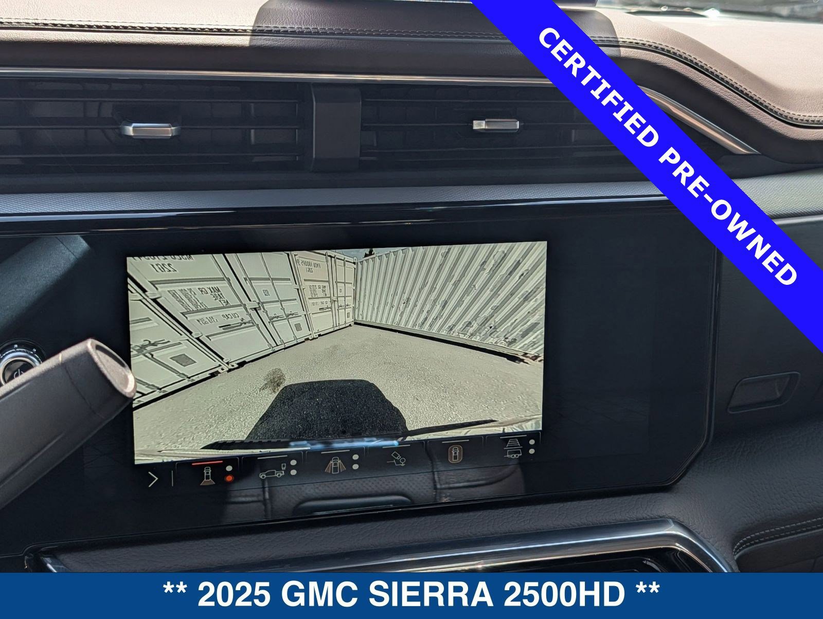 Used 2025 GMC Sierra 2500 Denali w/ Denali Reserve Package image 30