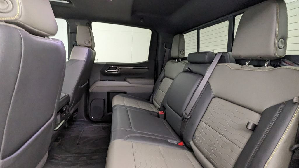 Used 2023 Chevrolet Silverado 1500 ZR2 w/ Technology Package AWD/4WD image 37