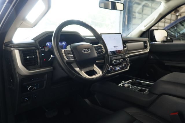 Certified 2024 Ford Expedition XLT RWD image 10