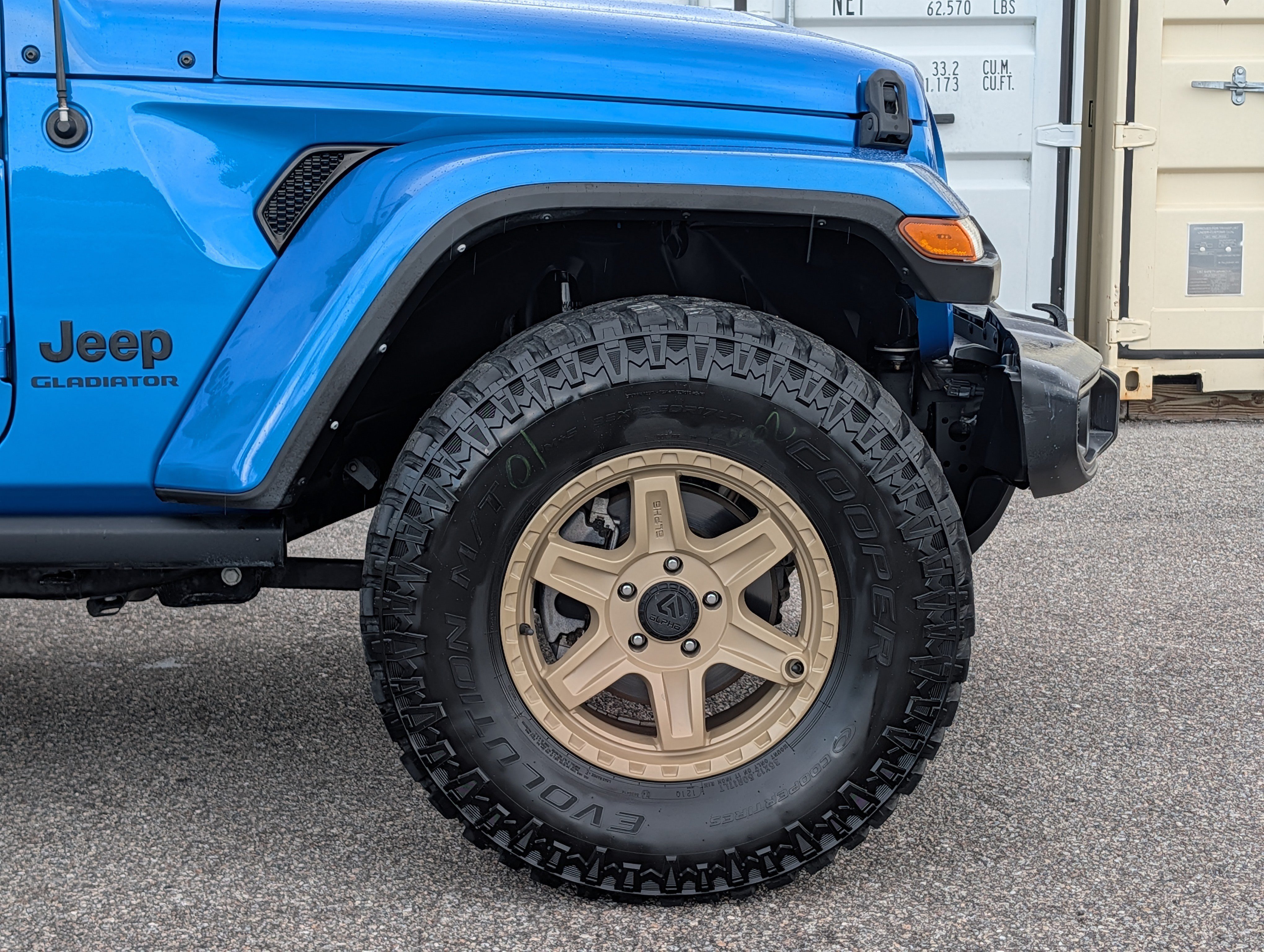 Used 2021 Jeep Gladiator Sport AWD/4WD image 12