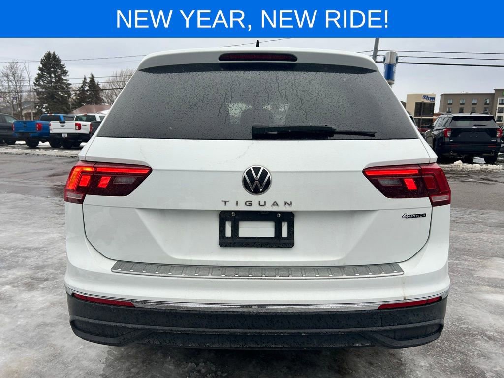 Used 2024 Volkswagen Tiguan Wolfsburg Edition image 5