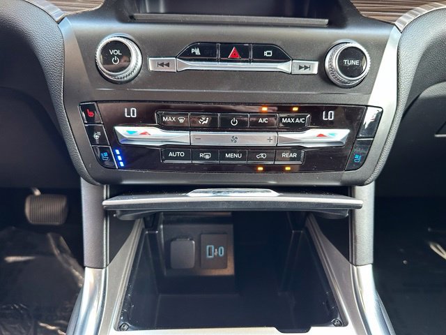 Certified 2020 Ford Explorer Limited w/ Class III Trailer Tow Package RWD image 22