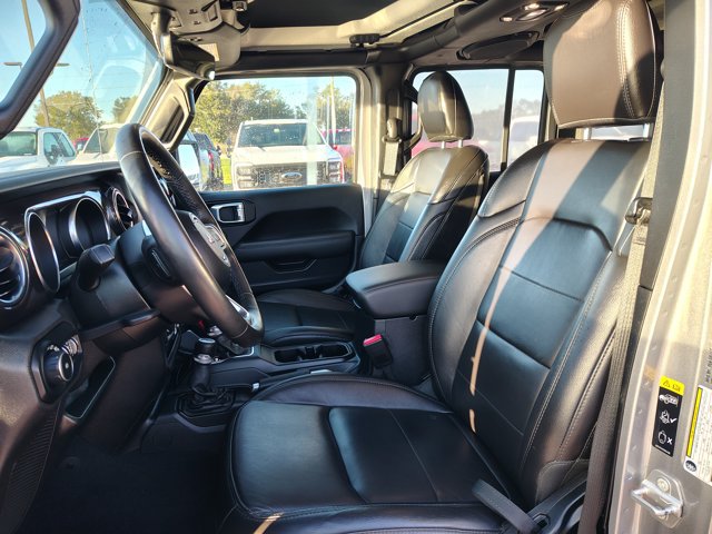 Used 2021 Jeep Wrangler Unlimited Sahara AWD/4WD image 11