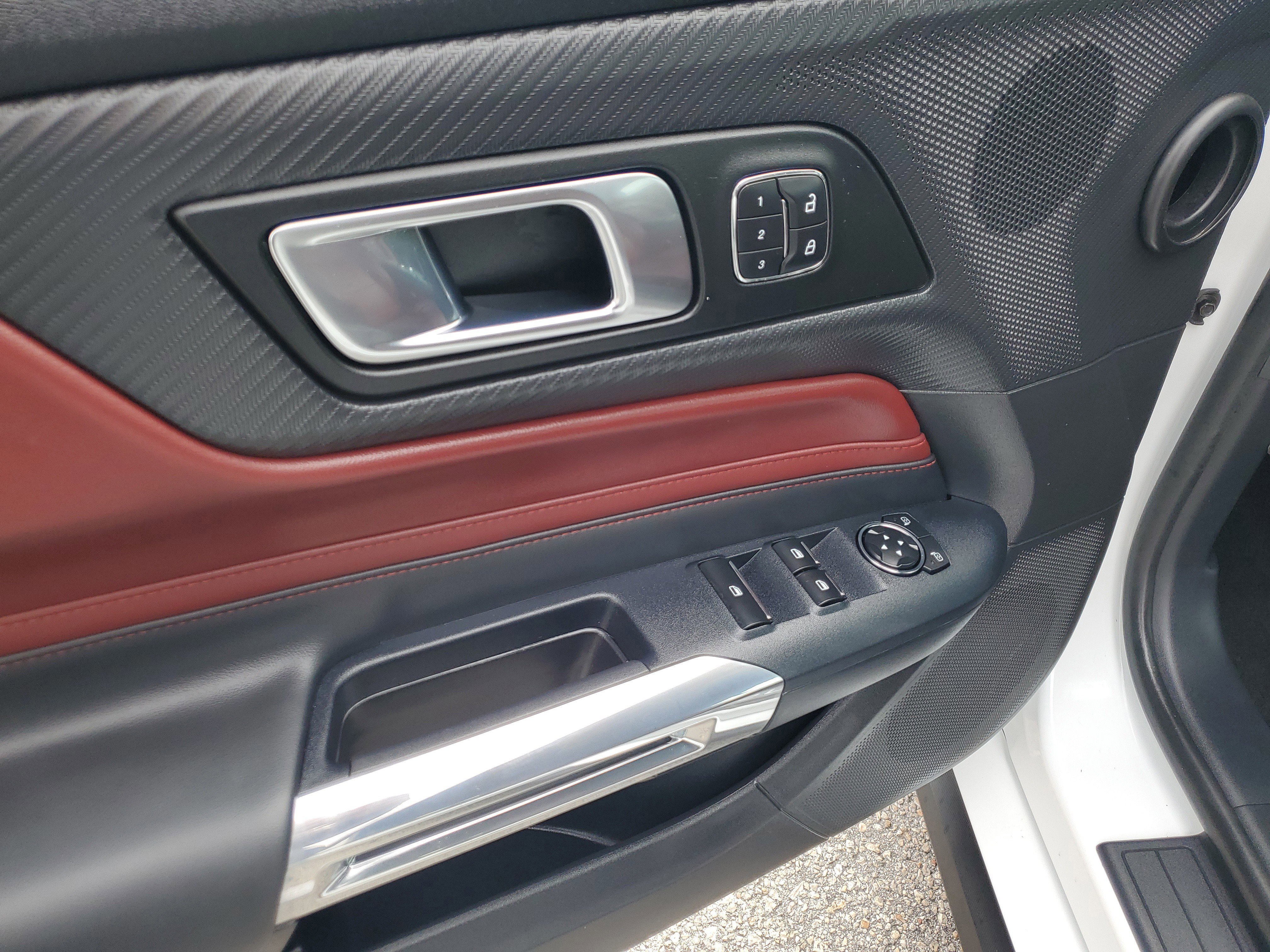 Certified 2025 Ford Mustang GT Premium image 16