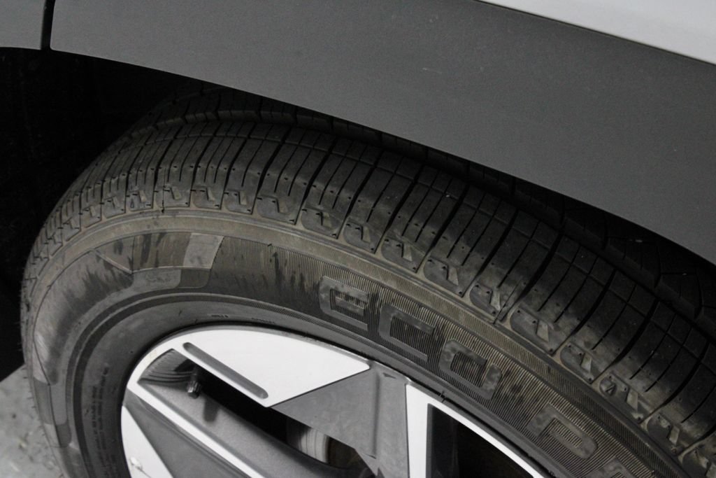 Used 2025 Hyundai Tucson SEL AWD/4WD image 19