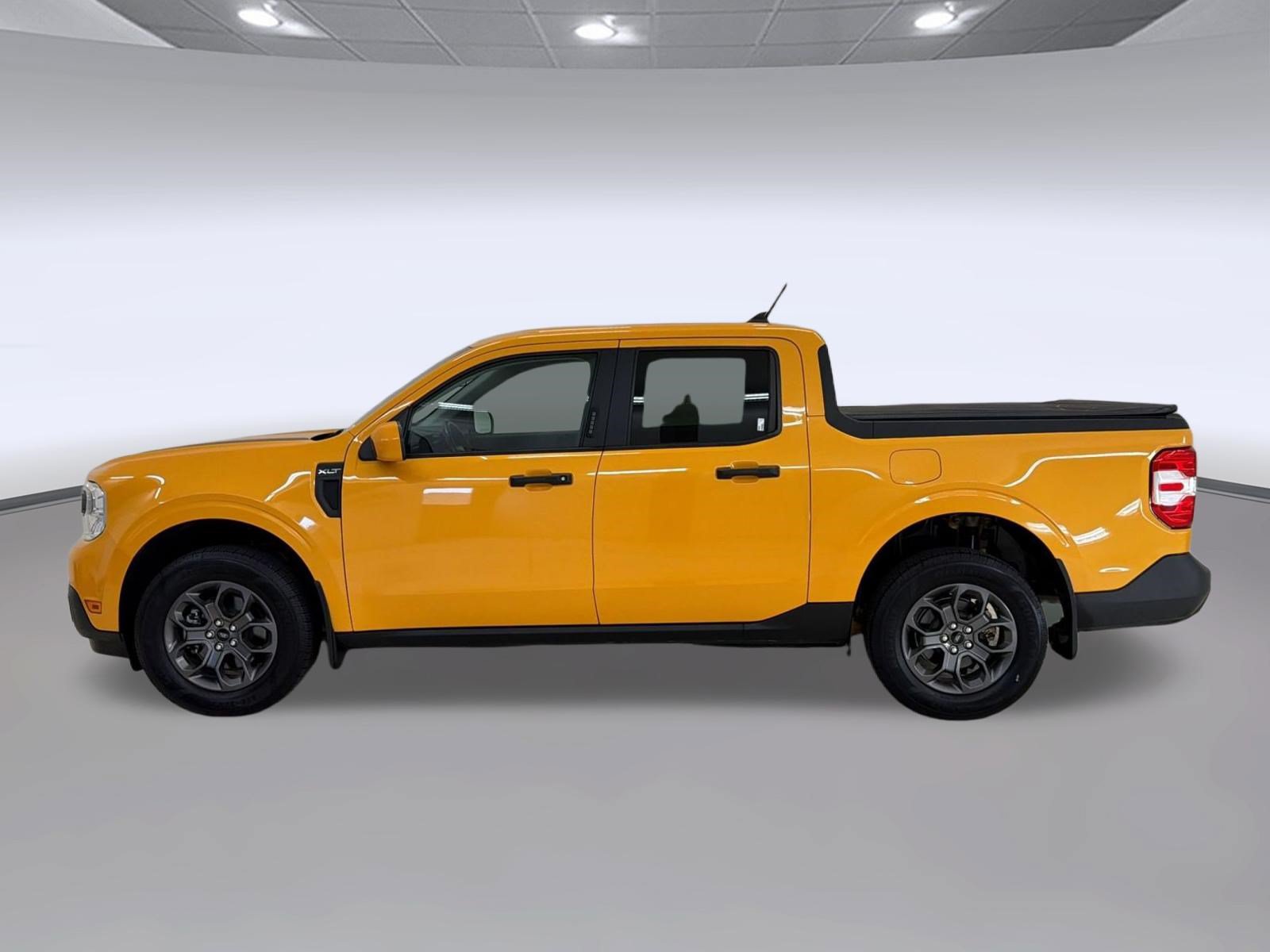 Certified 2023 Ford Maverick XLT w/ XLT Luxury Package FWD image 2